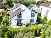 Ansicht - Repräsentatives Einfamilienhaus mit Einliegerwohnung
