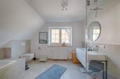 Bad im Obergeschoss - 