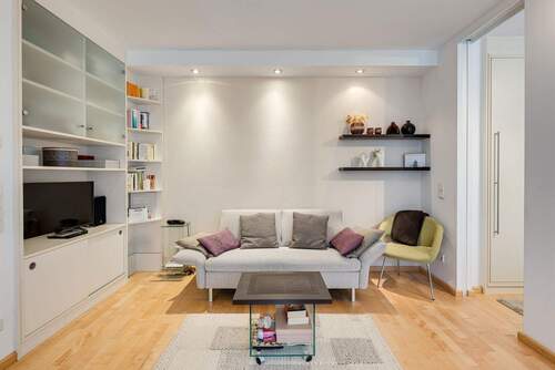 Wohnbereich - 1 Zimmer Etagenwohnung zum Kaufen in München