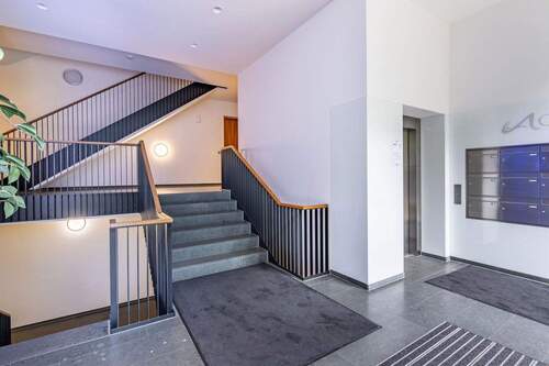 Treppenhaus - Terrassenwohnung mit 140,00 m² in Hamburg zum Kaufen