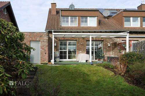 Gartenansicht - 5 Zimmer Doppelhaushälfte zum Kaufen in Grevenbroich