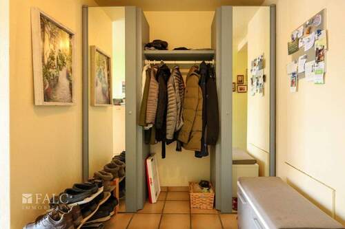 Garderobe EG - 