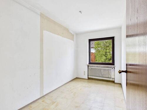 Gäste- oder Arbeitszimmer mit Möglichkeit zur Vergrößerung des Wohnraums - 