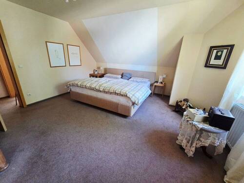 Schlafzimmer im Obergeschoss - 