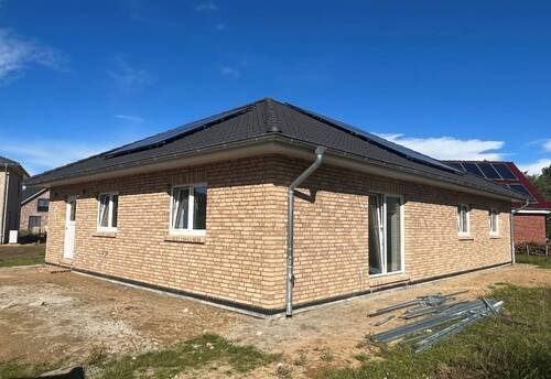 Beispiel Abbildung mit Sonderleistungen - 3 Zimmer Bungalow in Nortorf