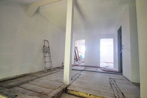 Flur Ansicht 1 - Etagenwohnung mit 114,60 m² in Döbeln zum Kaufen