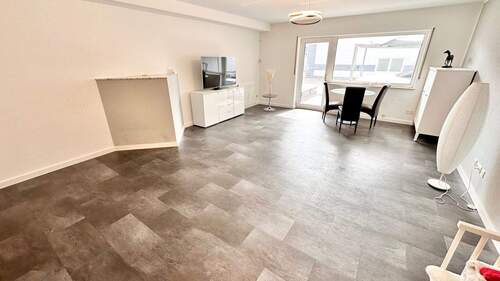 Büro Ansicht 2 - Halle in Hanau
