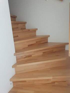 Treppe zum 1OG - 