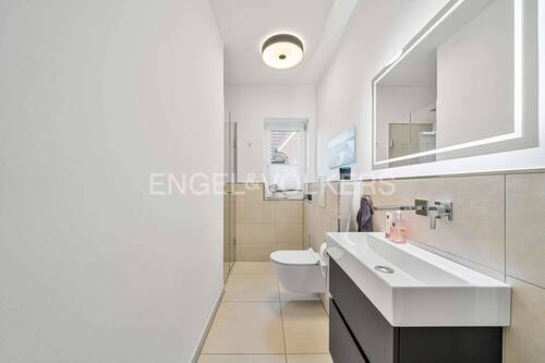 Duschbad im Erdgeschoss - 