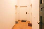 Vorflur zur Wohnung - 