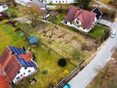 Grundstücksansicht 1 - Baugrundstück mit vielseitigem Entwicklungspotenzial - Gut angebundene Lage nahe Moosburg a. d. Isar