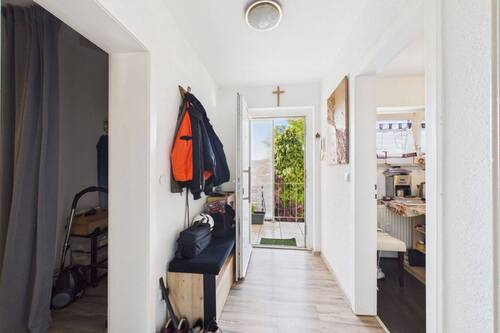 Eingangsbereich - 2 Zimmer Etagenwohnung in Hamm