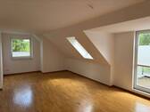 Wohnzimmer - 3 Zimmer Etagenwohnung in Hamburg-Sasel