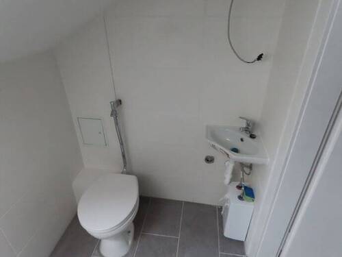 WC - 