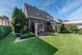 und Terrasse des Hauses - 