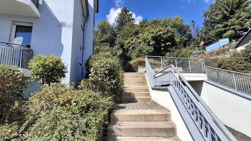 Zuwegung - 2 Zimmer Etagenwohnung zum Kaufen in Freital