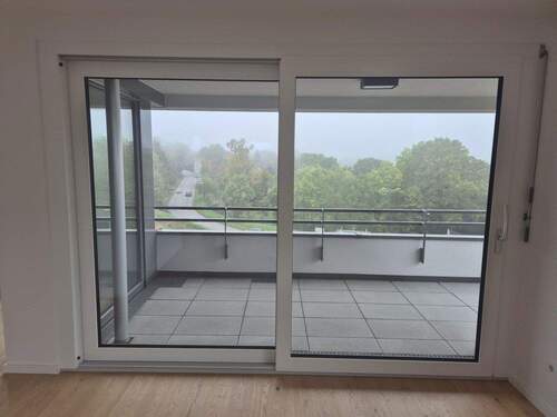 Schiebetür zum Balkon - 