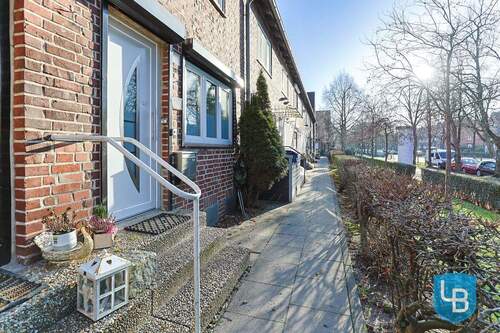 Beliebtes Reihenmittelhaus - Viel Platz für Ihre Familie! Beliebtes Reihenmittelhaus in Kiel-Elmschenhagen