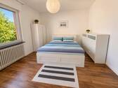 Schlafzimmer EG - 