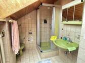 Tageslicht-Duschbad im Dachgeschoss - 