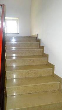 Treppe zum DG - 