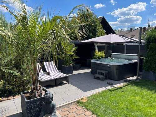 Zweite Terrasse mit Whirlpool - 