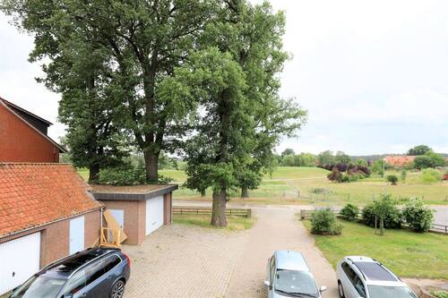 Süd Blick aus dem Fenster - 9 Zimmer Mehrfamilienhaus, Wohnhaus zum Kaufen in Bleckede