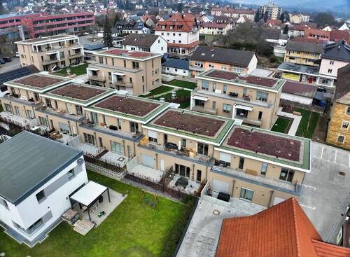 Gesamte Wohnanlage - Etagenwohnung mit 92,20 m&sup2; in Ebermannstadt zum Kaufen