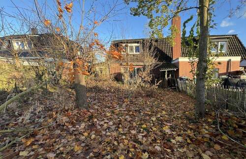 Rückseite mit Blick aus dem Garten - 4 Zimmer Doppelhaushälfte in Guderhandviertel