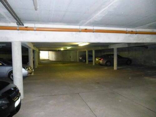 Tiefgarage - 