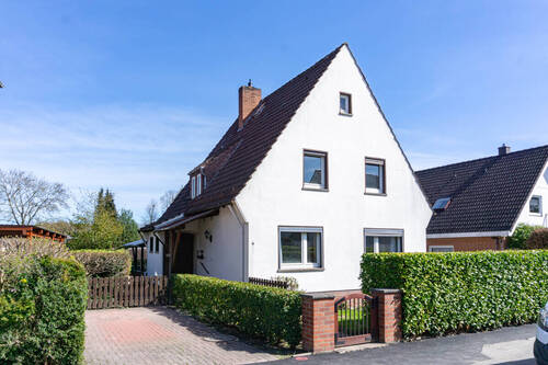 Bild 1 - PURNHAGEN-IMMOBILIEN - Freistehendes Einfamilienhaus auf schönem Grundstück in ruhiger Lage von Blumenthal