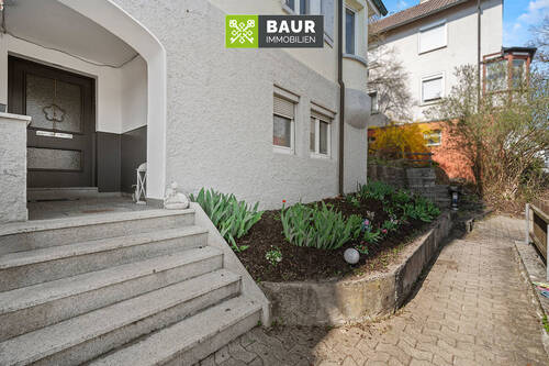 Eingang - 6 Zimmer Mehrfamilienhaus, Wohnhaus in Sigmaringen