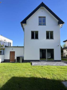 Westseite Garten - 