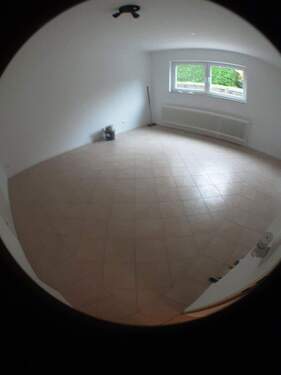 Bild 2 - 2 Zimmer Etagenwohnung zur Miete in Bruchköbel