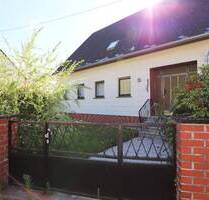 *Trier-Ehrang* freistehendes Einfamilienhaus in exklusiver Höhenlage mit Garten und unverbaubarem Fernblick!