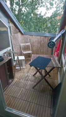 Dachterrasse - 2-Zi.-Dachgeschoss-Wohnung mit kleiner Dachterrasse direkt in Kehl