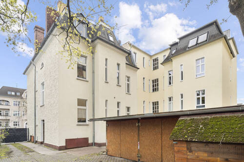 Hofseite - Mehrfamilienhaus, Wohnhaus zum Kaufen in Berlin