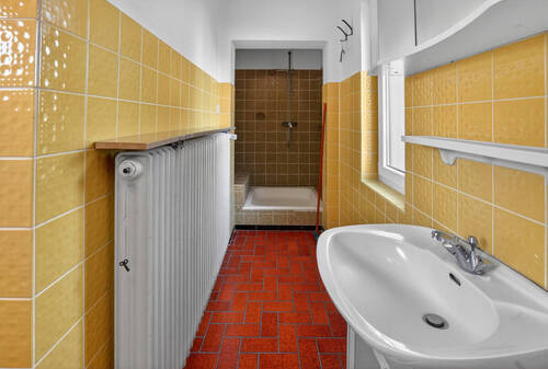 6V7A1539 - 