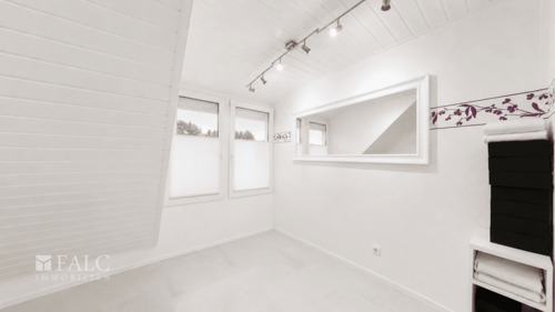 Studio - 