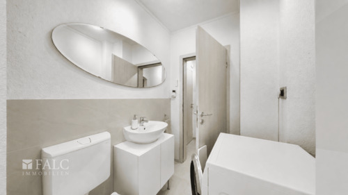 Gäste WC - 4 Zimmer Doppelhaushälfte in Köln