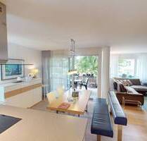 Möbliert, modern, idyllisch: Große 3-Zimmer-Wohnung mit toller EBK und schönem BALKON in fußläufiger Nähe zur Uferpromenade - Friedrichshafen