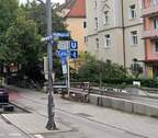 U Bahnhaltestelle - 