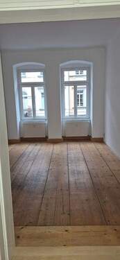 Wohnzimmer Straßenseitig.jpg - 