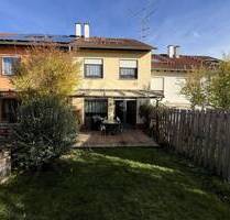 Ein echtes Raumwunder! Top gepflegtes Reihenmittelhaus mit viel Platz für die ganze Familie! - Gäufelden Öschelbronn