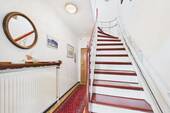 Treppenhaus - 7 Zimmer Reihenendhaus zum Kaufen in Kamp-Lintfort