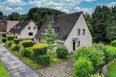 Hausansicht - 6 Zimmer Mehrfamilienhaus, Wohnhaus zum Kaufen in Dortmund
