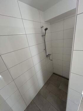 Wohnung 5 Dusche - 