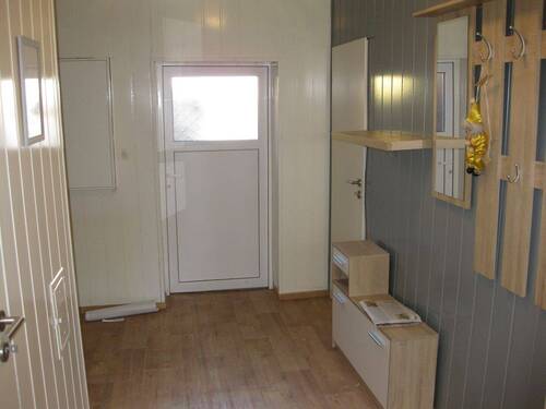 Flur! - 7 Zimmer Reihenhaus zum Kaufen in Bad Frankenhausen/Kyffhäuser