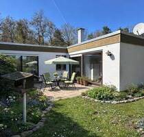 Cooler Bungalow mit 5 Zimmern, Garten und Garage - Leinfelden-Echterdingen