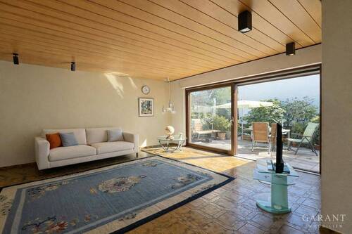 Wohnzimmer - 4 Zimmer Bungalow zum Kaufen in Leinfelden-Echterdingen